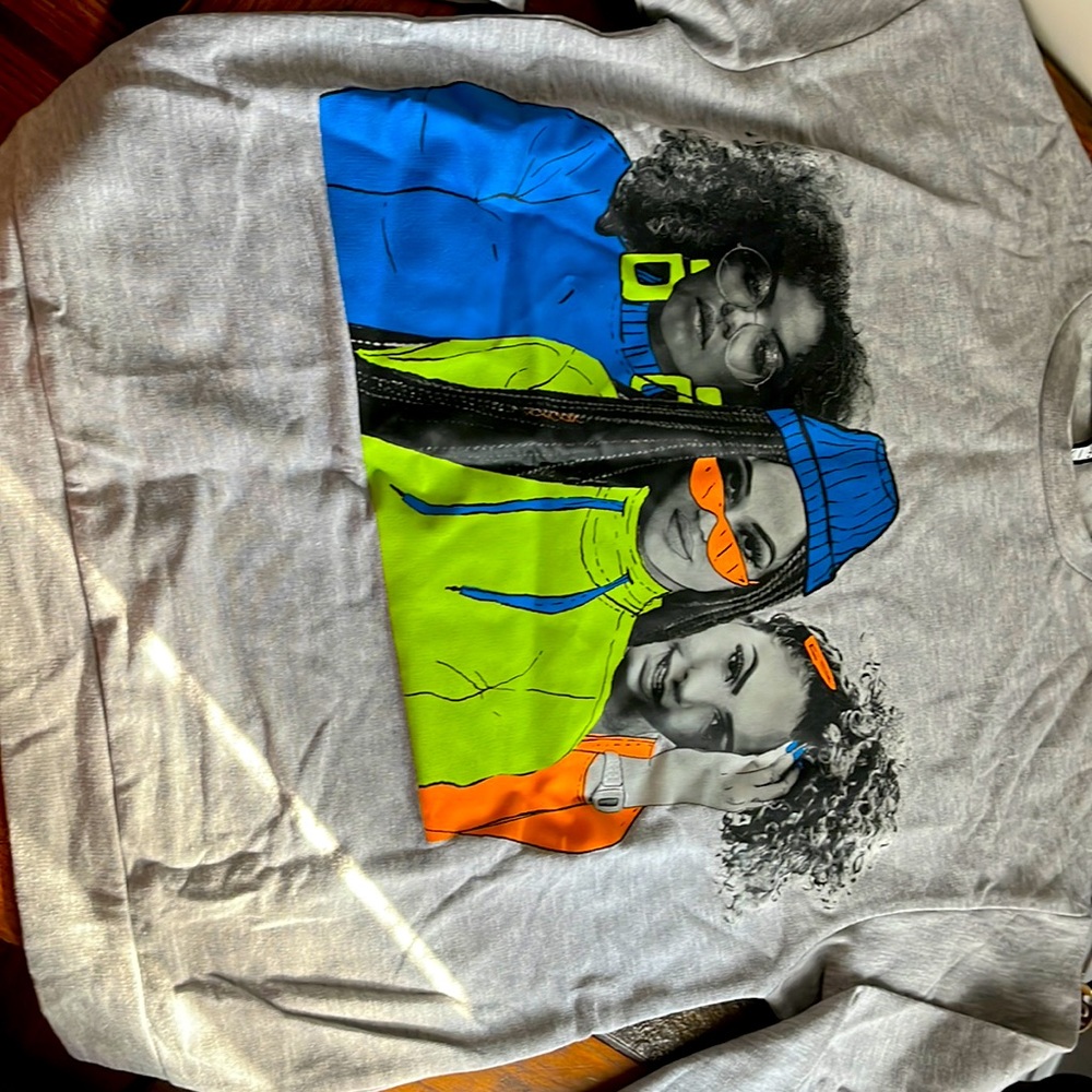 This graphic long sleeve is from a popular brand “the fix” in South Africa .